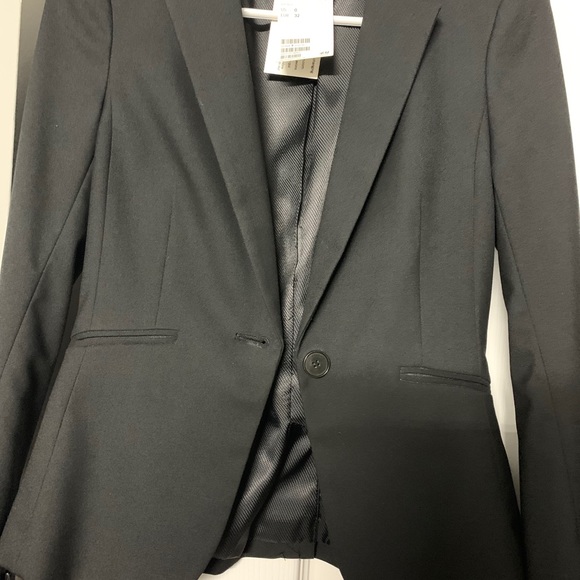 Blazer - Picture 5 of 9